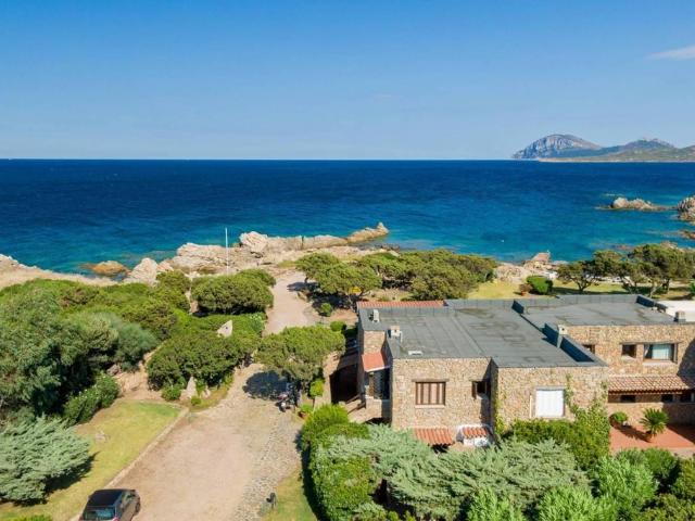 Villa Indipendente in vendita a San Pantaleo, Sardigna/Sardegna