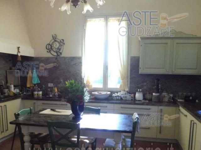 Villa Indipendente in vendita a Rimini, Reggio Emilia