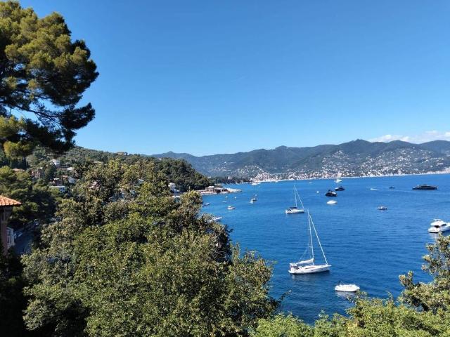 Villa Indipendente in vendita a San Lorenzo Della Costa, Liguria
