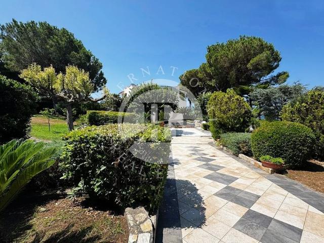 Villa Indipendente in vendita a Campello Sul Clitunno, Umbria