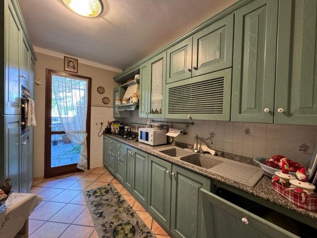 Villa Indipendente in vendita a Seravezza, Toscana
