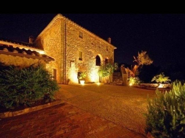 Villa Indipendente in vendita a Sovicille, Toscana