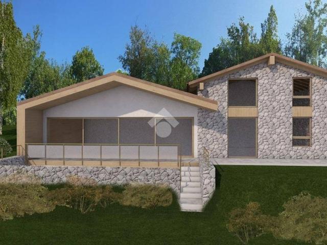 Villa Indipendente in vendita a Quinzano, Brenzone