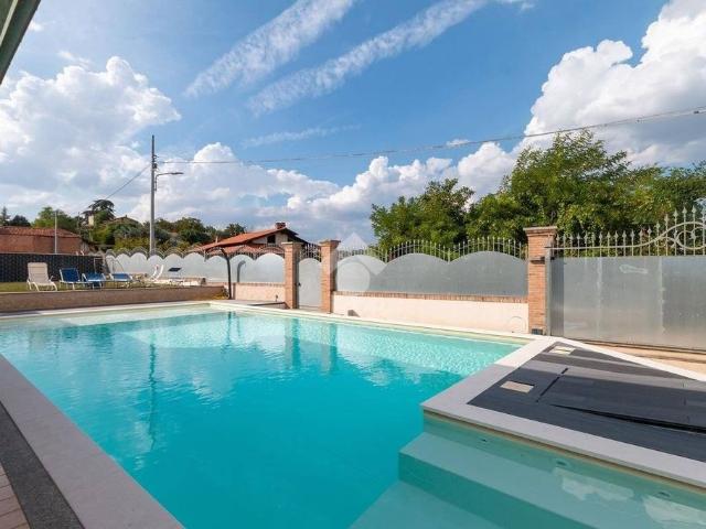 Villa Indipendente in vendita a Piemonte, Asti