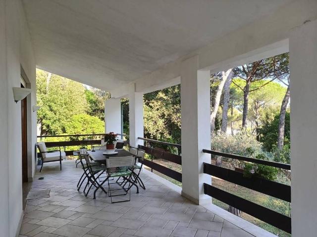 Villa Indipendente in vendita a Quercianella, Livorno