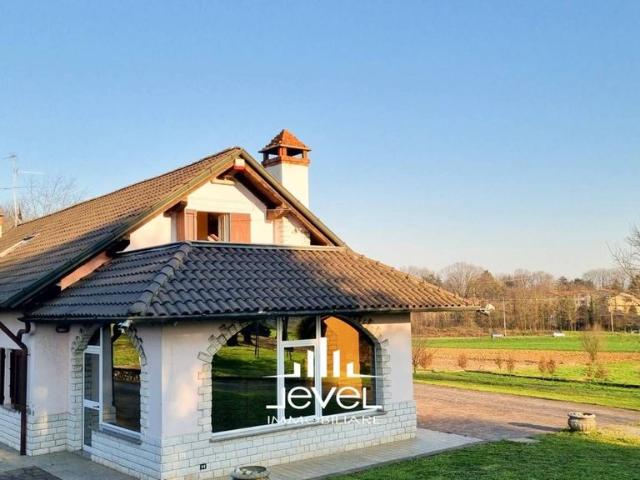 Villa Indipendente in vendita a Triuggio, Lombardia