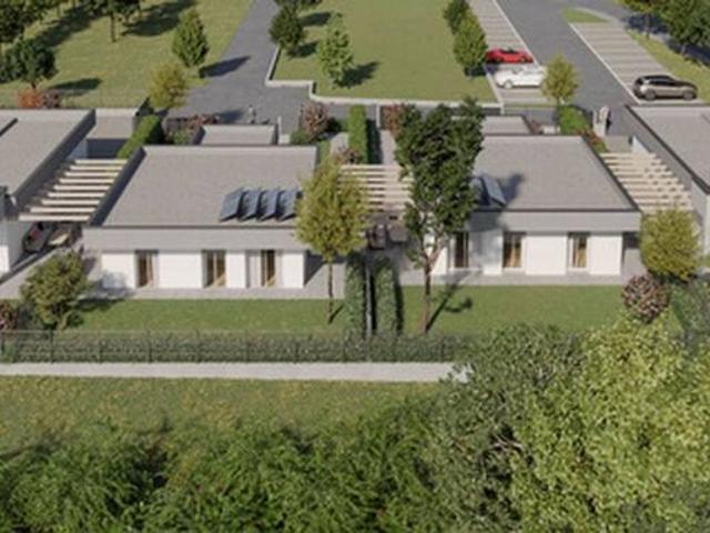 Villa Indipendente in vendita a Uggiate Trevano, Lombardia