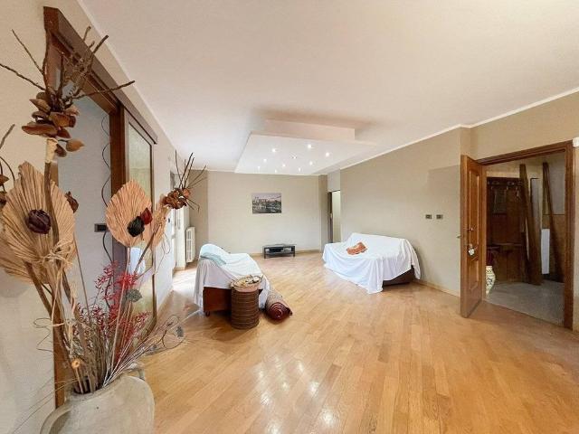 Villa Indipendente in vendita a Piemonte, Torino