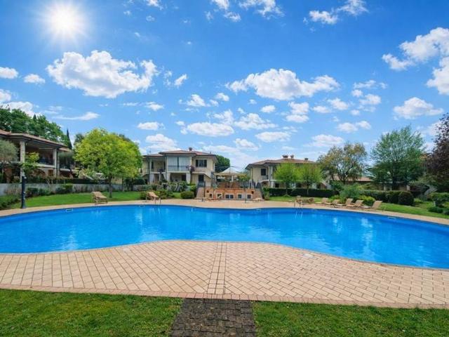 Villa Indipendente in vendita a Polpenazze, Lombardia