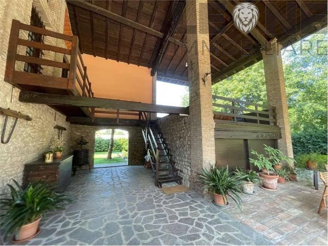 Villa Indipendente in vendita a Unione di comuni Terre di Castelli, Vignola