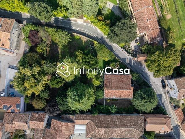 Villa Indipendente in vendita a Sommacampagna, Veneto