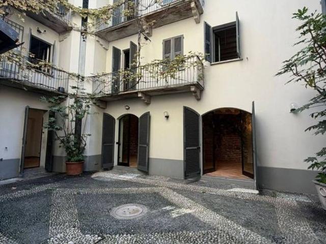 Villa Indipendente in vendita a Municipio 1, Milano