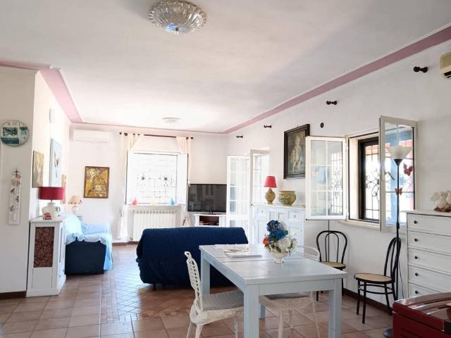 Villa Indipendente in vendita a Roma Capitale, Lazio