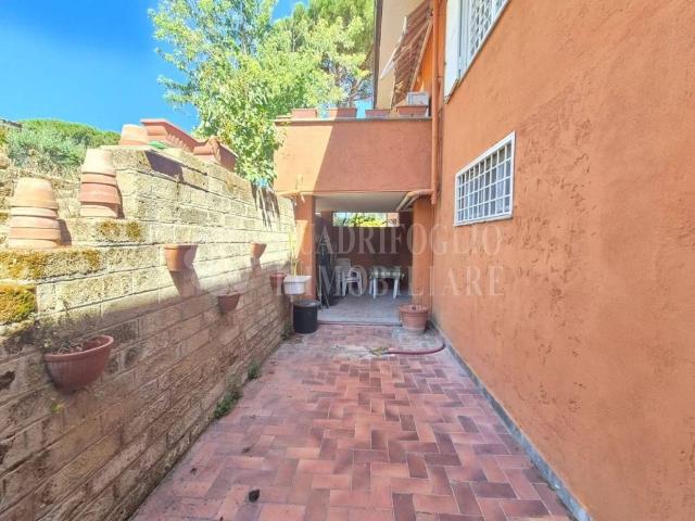 Villa Indipendente in vendita a Villaggio Vigna Fiorita, Roma Capitale