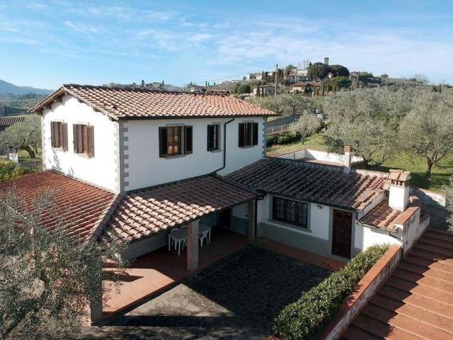 Villa Indipendente in vendita a Pistoia, Toscana