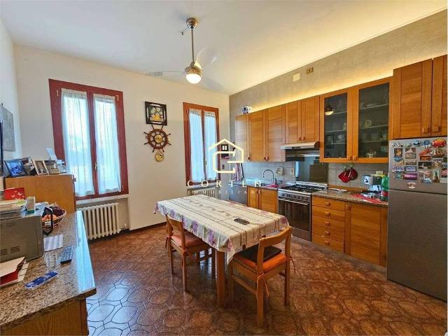 Villa Indipendente in vendita a Noventa Padovana, Veneto