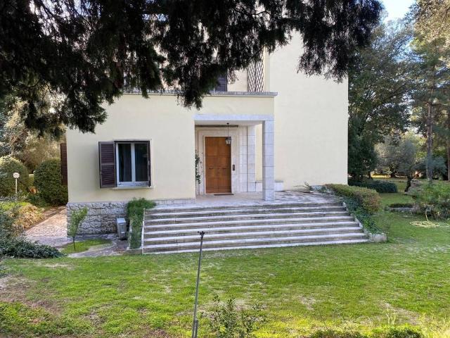 Villa Indipendente in vendita a Paterno, Roma Capitale