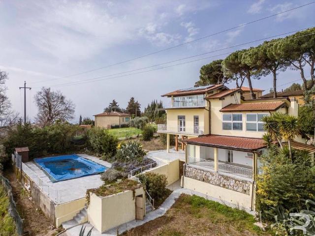 Villa Indipendente in vendita a Massarosa, Toscana