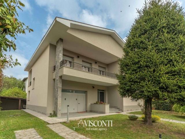 Villa Indipendente in vendita a Cusago, Lombardia