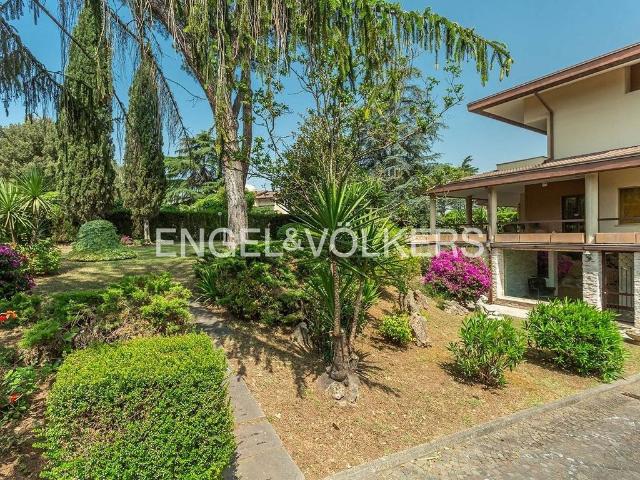 Villa Indipendente in vendita a Mostacciano, Roma Capitale