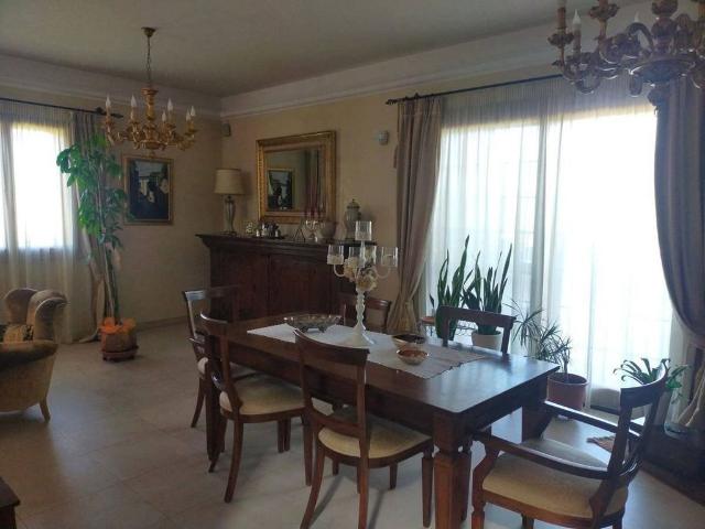 Villa Indipendente in vendita a Oricola, Abruzzo