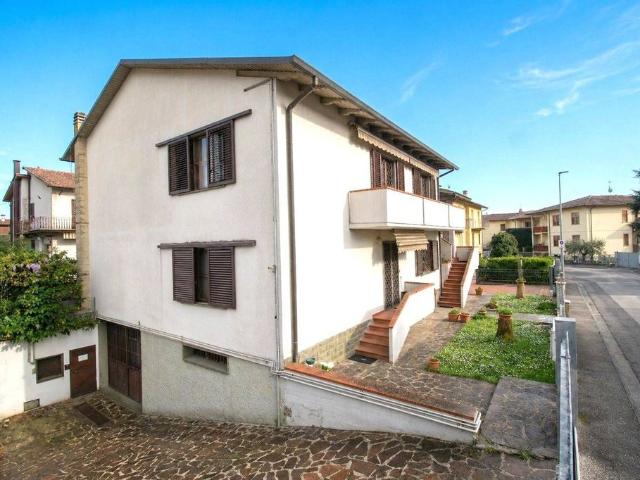 Villa Indipendente in vendita a Bagnolo, Montemurlo