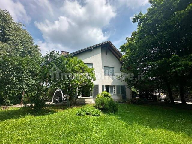 Villa Indipendente in vendita a Dorotina, Mozzo