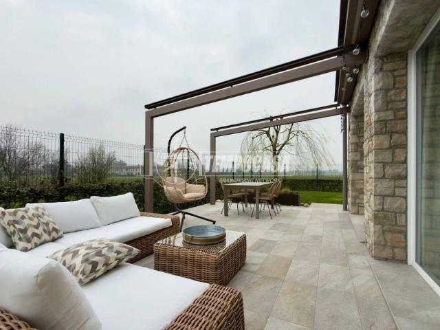 Villa Indipendente in vendita a Verderio Superiore, Lombardia