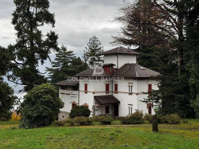 Villa Indipendente in vendita a La Parüsciola, Piemonte