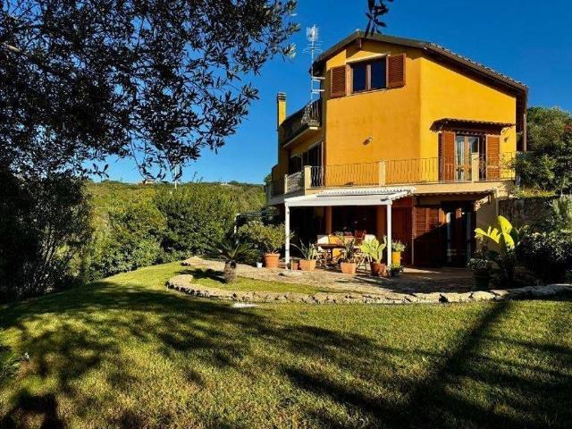 Villa Indipendente in vendita a Luna e Sole, Cala Di Volpe