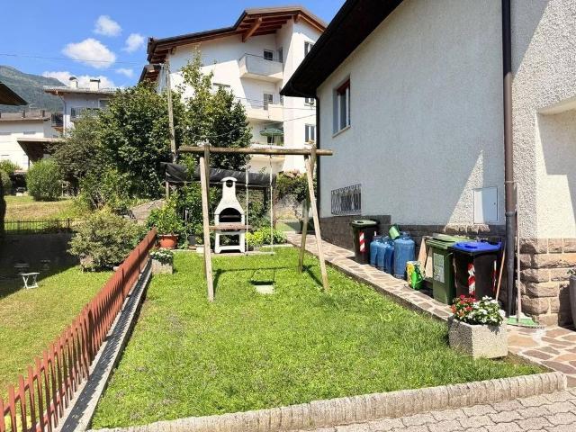 Villa Indipendente in vendita a Comunità Alta Valsugana e Bersntol, Levico Terme