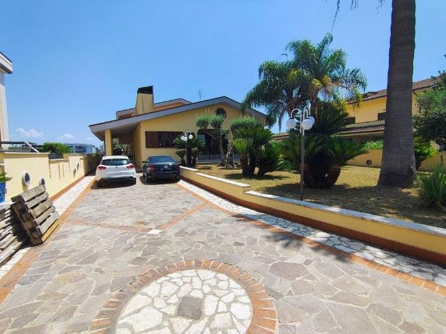 Villa Indipendente in vendita a Gionchetto, Latina