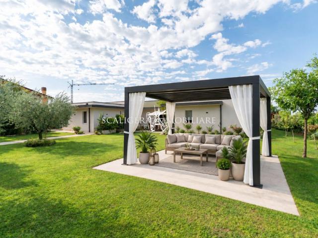 Villa Indipendente in vendita a San Pietro di Lavagno, Verona