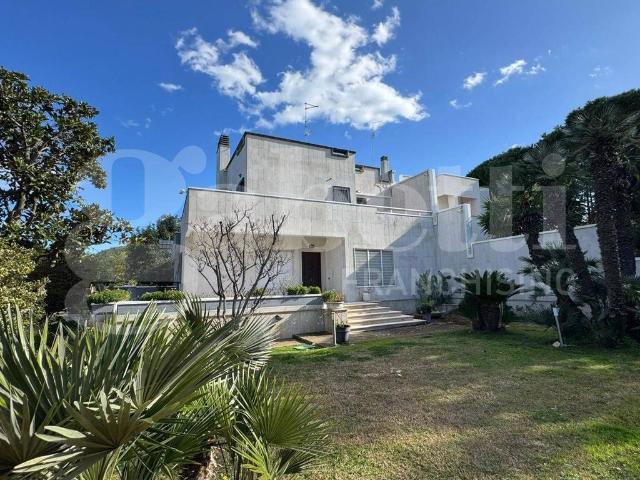 Villa Indipendente in vendita a Puglia, Bari
