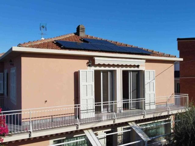 Villa Indipendente in vendita a Loano, Liguria