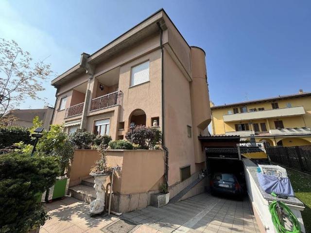 Villa Indipendente in vendita a Brugherio, San Cristoforo