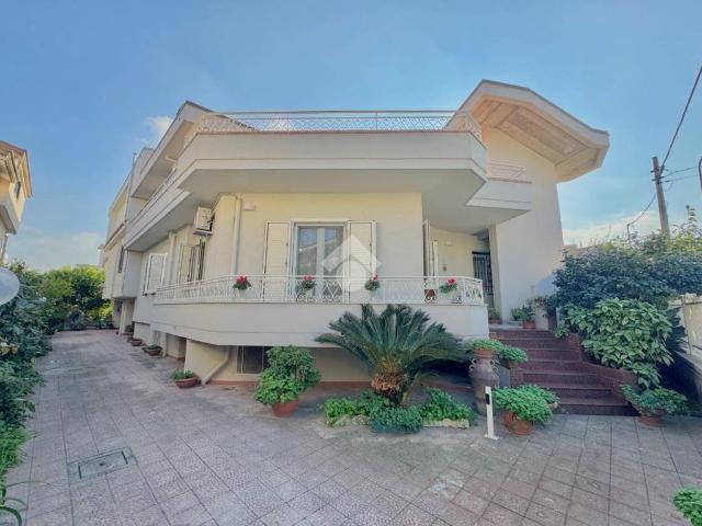 Villa Indipendente in vendita a Casapozzano, Orta Di Atella