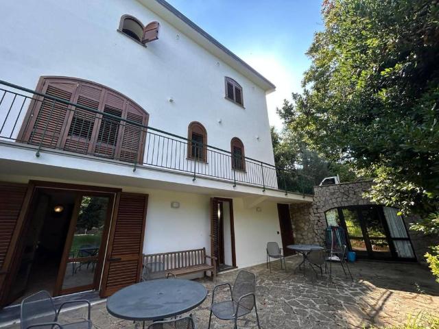 Villa Indipendente in vendita a Massa Lubrense, Campania