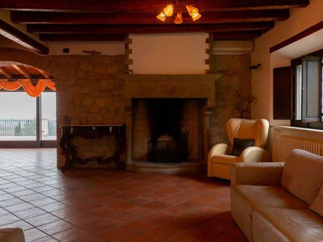 Villa Indipendente in vendita a Unione di comuni Valmarecchia, Verucchio
