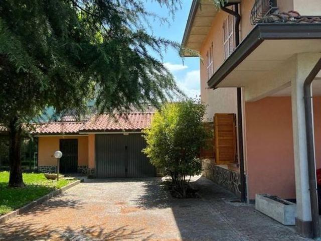 Villa Indipendente in vendita a Felino, Reggio Emilia
