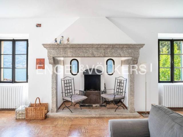 Villa Indipendente in vendita a Castello, Nesso