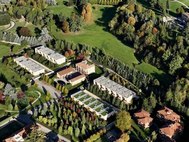 Villa Indipendente in vendita a Sartirana, Merate