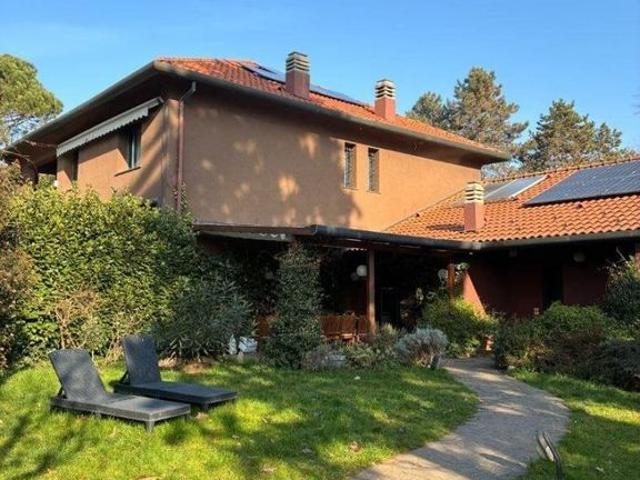 Villa Indipendente in vendita a California, Lesmo