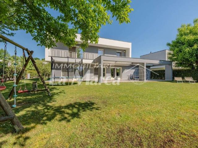 Villa Indipendente in vendita a Castello, Carbonera