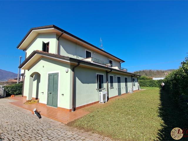 Villa Indipendente in vendita a Unione di comuni Montana Lunigiana, Villafranca In Lunigiana