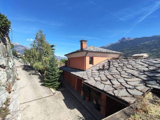 Villa Indipendente in vendita a Arensod, Sarre