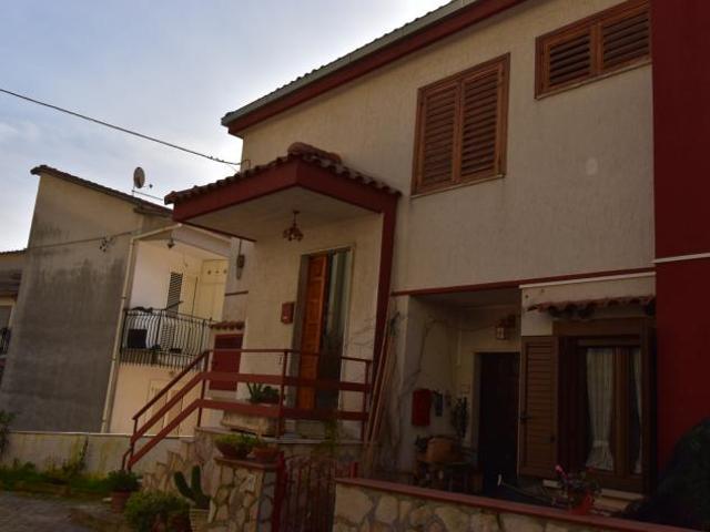 Villa Indipendente in vendita a Sala Consilina, Campania