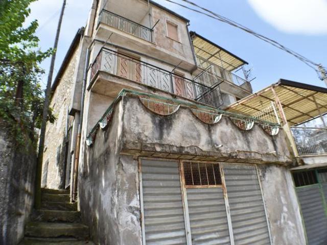 Appartamento in vendita a Sassano, Campania