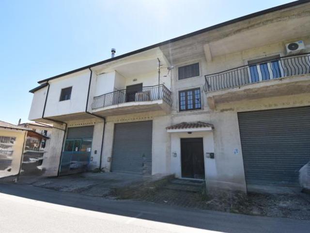 Appartamento in vendita a Sassano, Campania