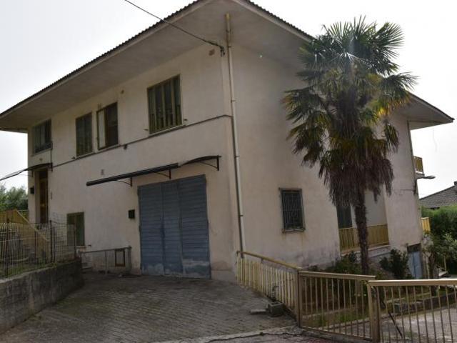 Villa Indipendente in vendita a Monte San Giacomo, Campania